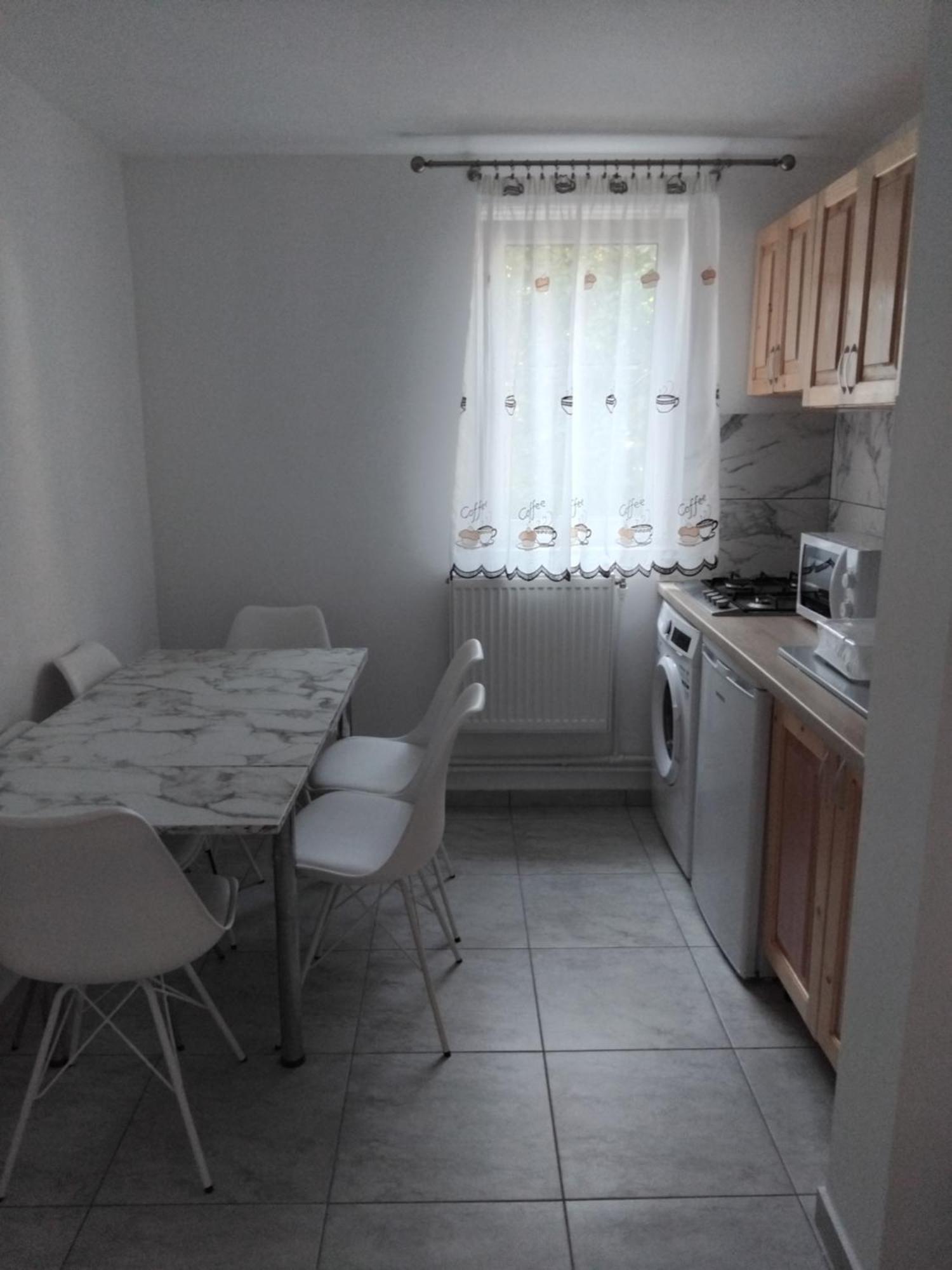 Apartament Rusu เนโฮลู ภายนอก รูปภาพ